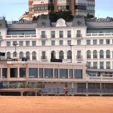 Gran Hotel Sardinero-3